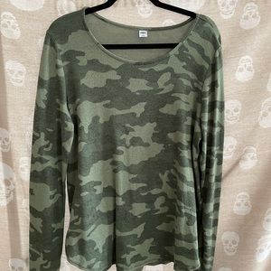 SIZE LARGE CAMO LONG SLEEVE